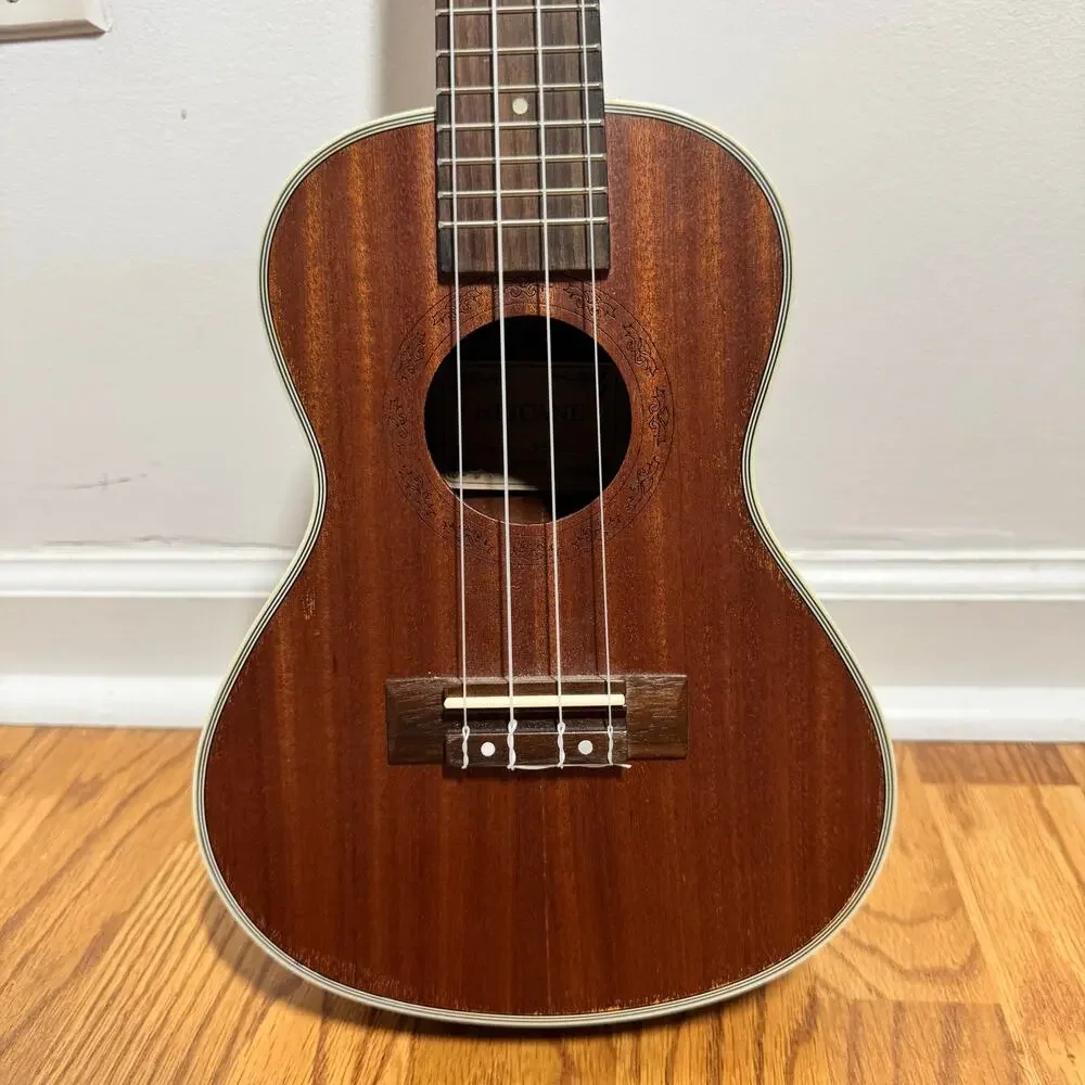 CME HRICANE Wooden UKULELE UK-23 w/ORIGINAL CME GIG BAG CASE & Extras Band Music